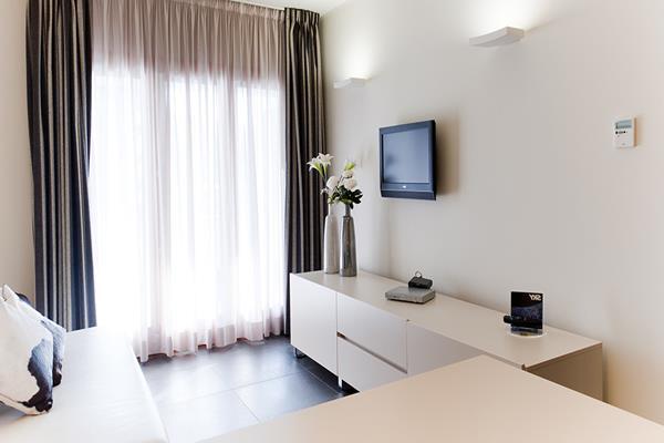 Home Club Suite Hotel Cosenza Esterno foto