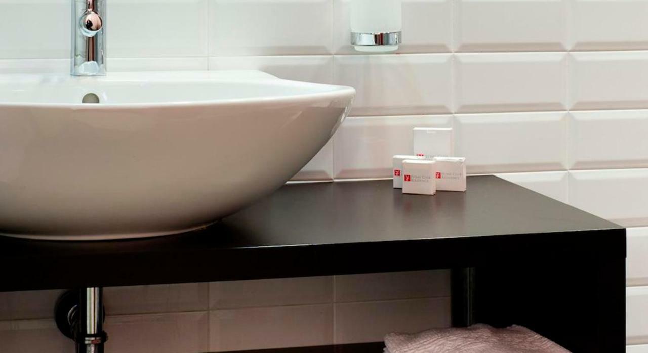 Home Club Suite Hotel Cosenza Esterno foto