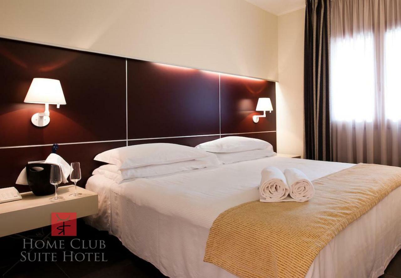 Home Club Suite Hotel Cosenza Esterno foto