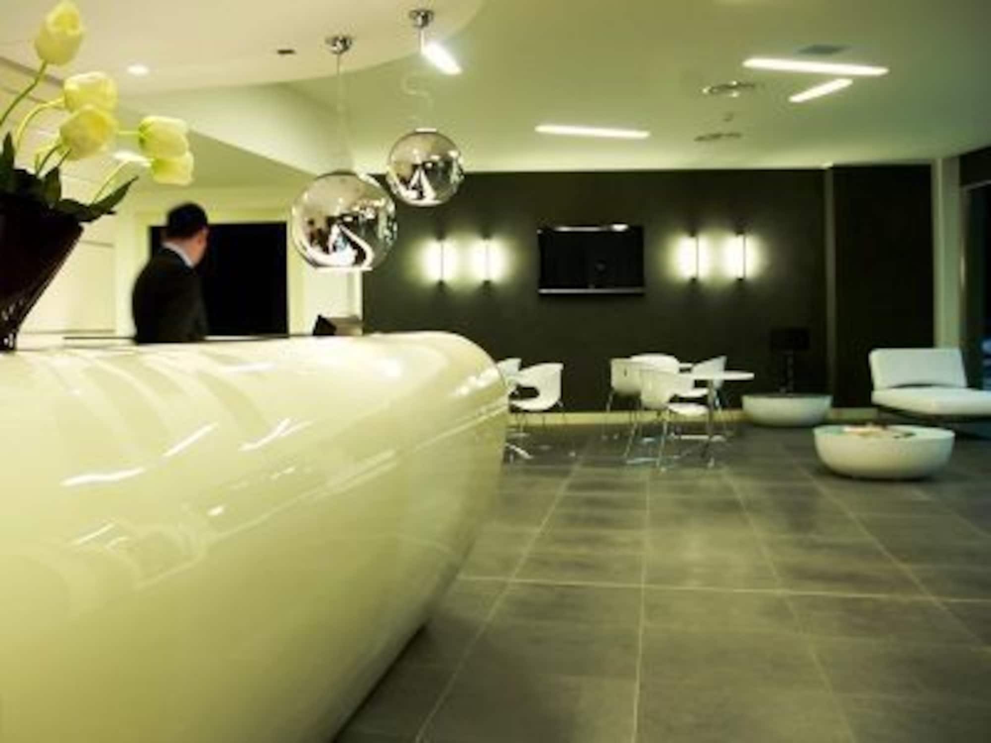 Home Club Suite Hotel Cosenza Esterno foto